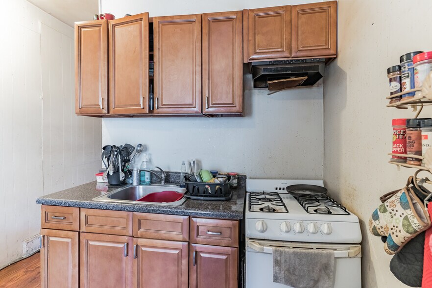 More Photos Of 2803 N 22nd St, Philadelphia General Retail For Sale
