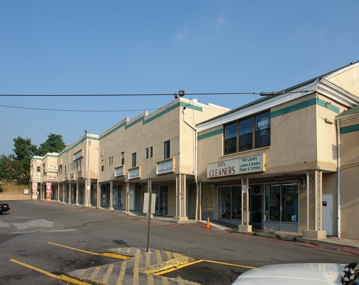 More Photos Of 1587 Central Park Ave, Yonkers Freestanding For Lease