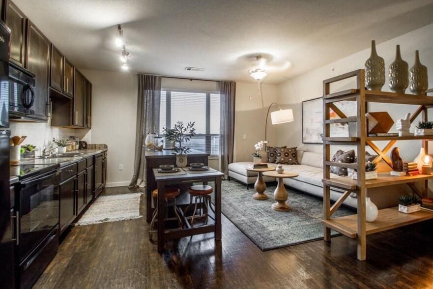 More Photos Of 410 S University Ave, Little Rock Apartments For Lease
