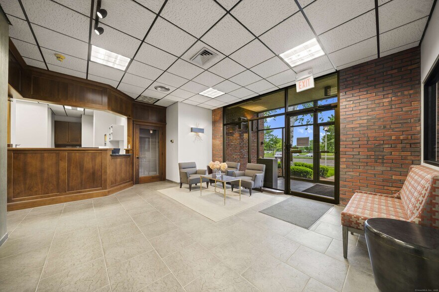 More Photos Of 103 Phoenix Ave, Enfield Medical For Lease