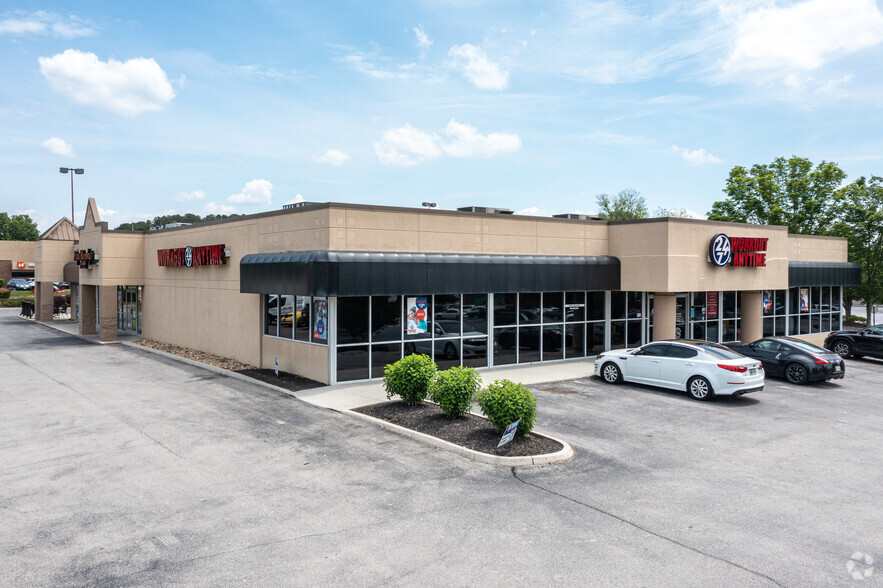 Primary Photo Of 1133A-1135 Oak Ridge Tpke, Oak Ridge Freestanding For Lease