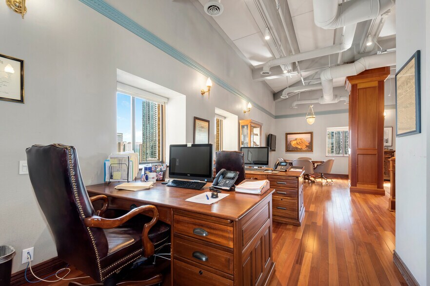 More Photos Of 1601 Arapahoe St, Denver Office For Sale