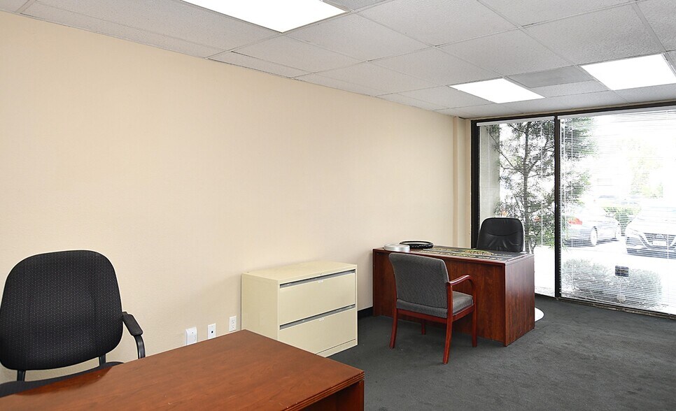More Photos Of 23152 Verdugo Dr, Laguna Hills Office For Sale