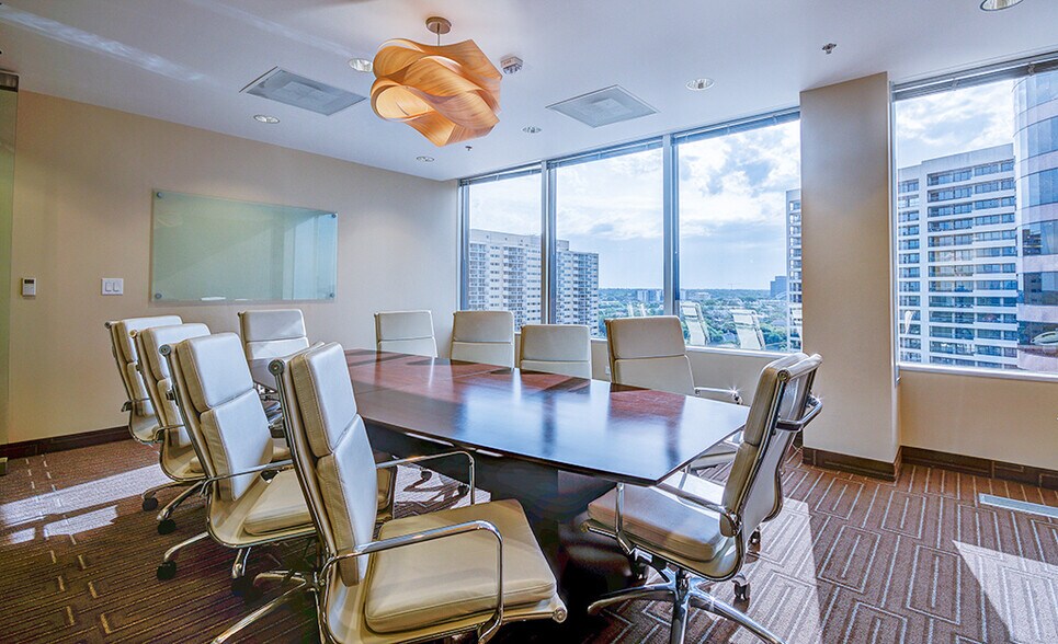 More Photos Of 3838 Oak Lawn Ave, Dallas Office For Lease