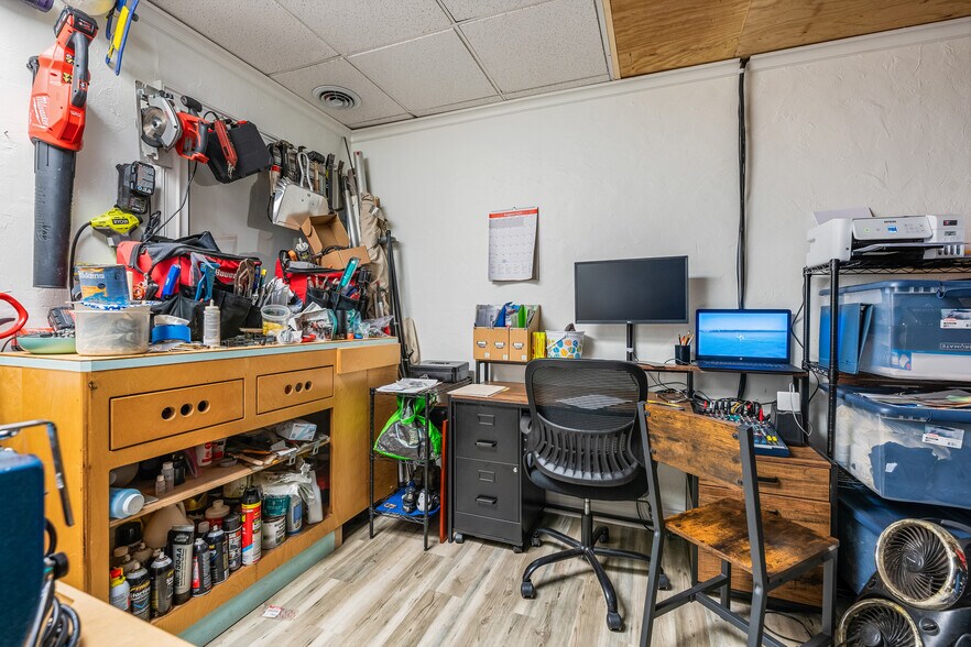 More Photos Of 23 Royal Palm Pointe, Vero Beach Restaurant For Sale