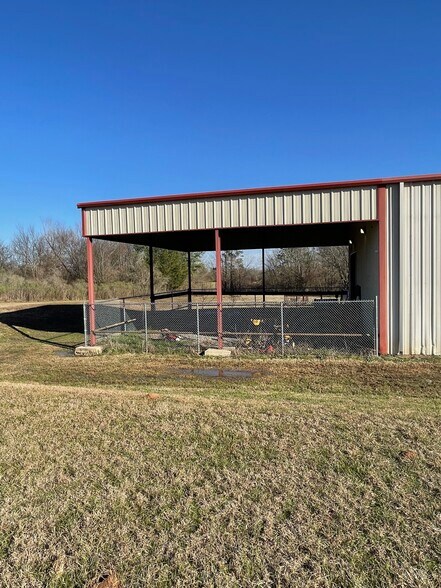 More Photos Of 7135 LA-1 Hwy, Natchitoches Storefront For Sale