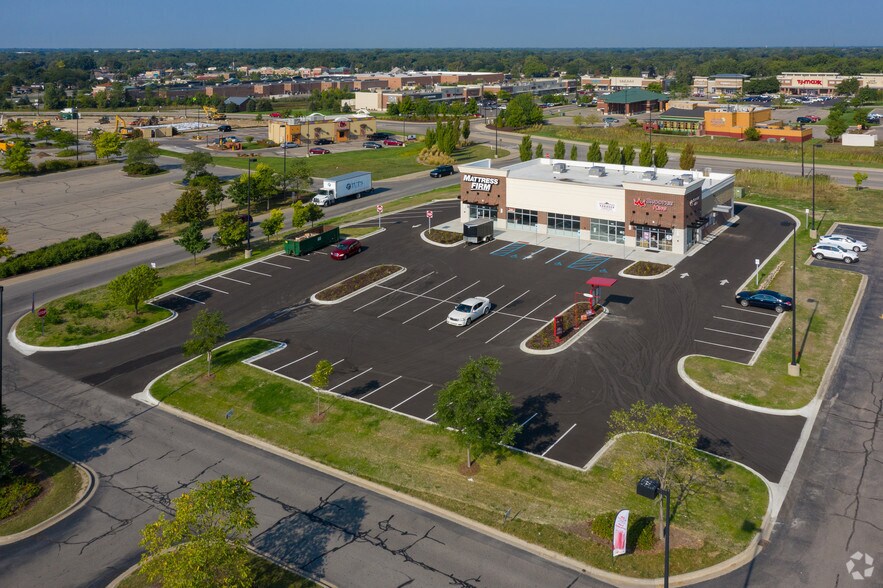 More Photos Of 3169-3175 Fairlane Dr, Allen Park Freestanding For Lease