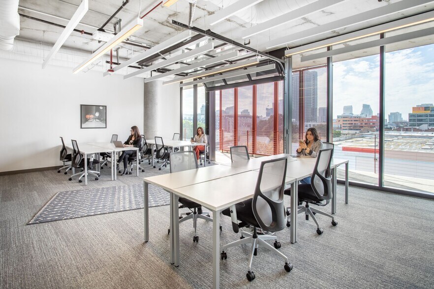 More Photos Of 845 15th St, San Diego Coworking Space