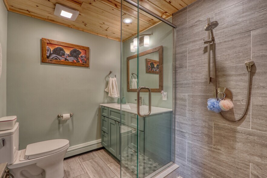 More Photos Of 10429 State Road 27, Hayward Hotel For Sale