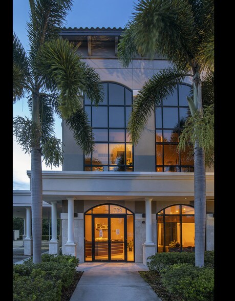 More Photos Of 788 Montgomery Ave, Ocoee Office For Sale