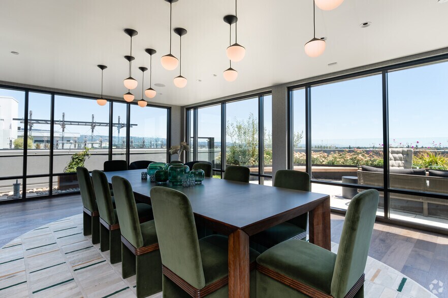 More Photos Of 219 9th Ave, Oakland Apartments For Lease