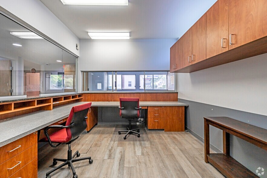 More Photos Of 2176 Central Park Ave, Yonkers Medical For Sale