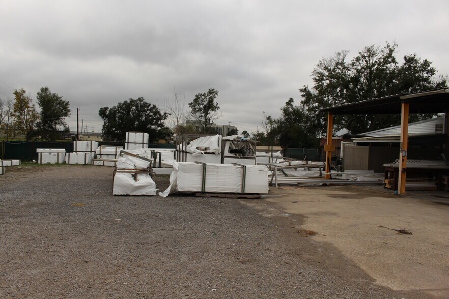 More Photos Of 1500 Grand Caillou Rd, Houma Light Distribution For Sale