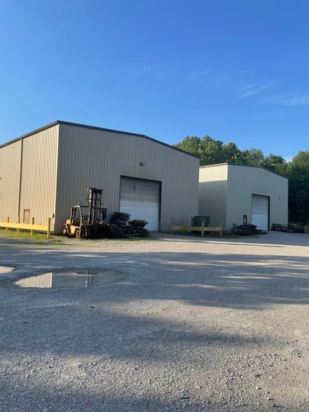 Primary Photo Of 1042 County Road 60, South Point Manufacturing For Lease