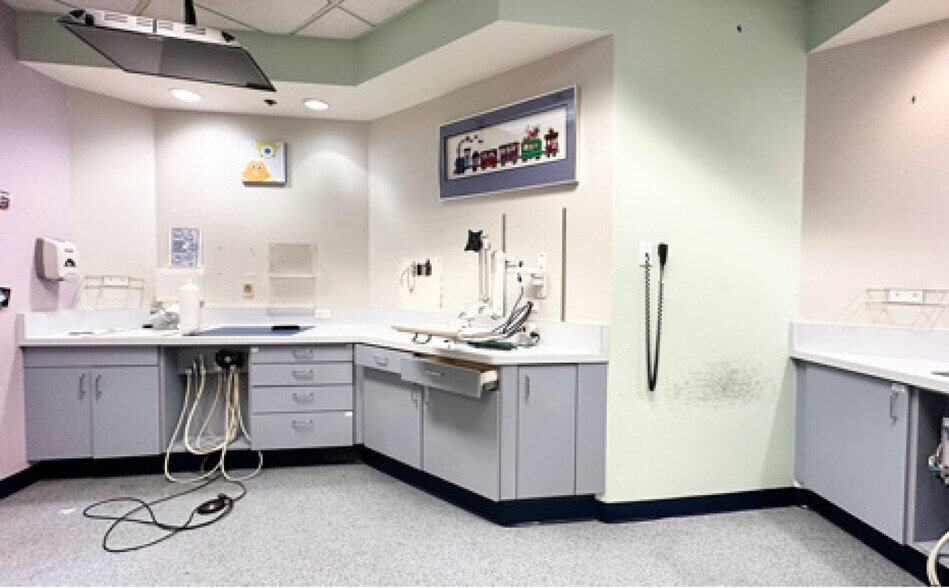 More Photos Of 1895 Mowry Ave, Fremont Medical For Sale