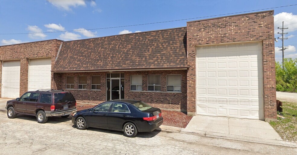Primary Photo Of 9119-9136 Medill Ave, Franklin Park Light Distribution For Lease