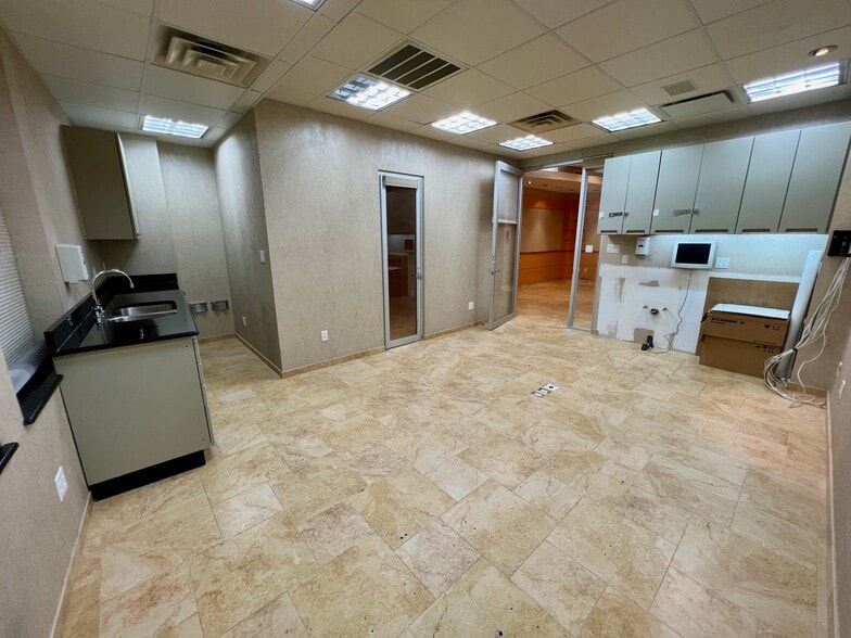 More Photos Of 109 Lafayette St, New York Loft Creative Space For Lease