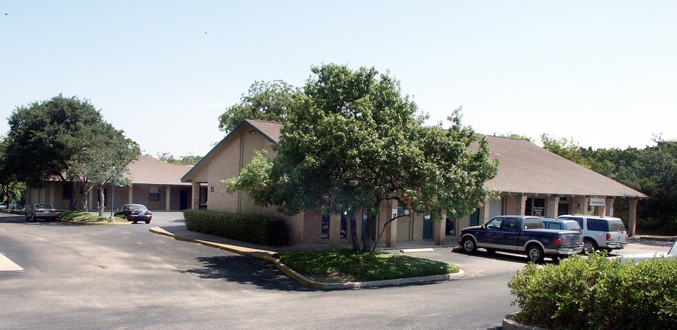 More Photos Of 1110 William Cannon Dr W, Austin Medical For Lease