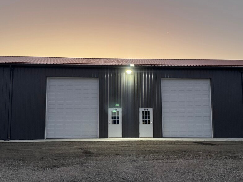 Primary Photo Of 5700 Vann Rd, Newburgh Warehouse For Lease