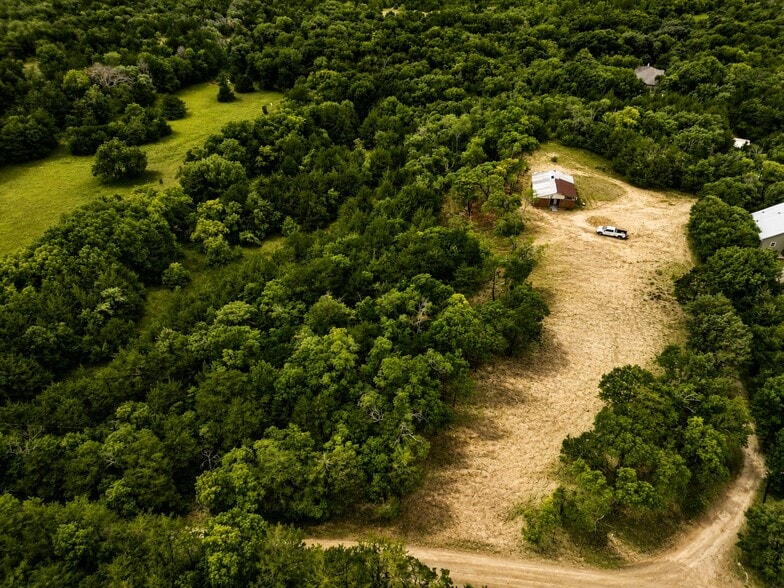 More Photos Of 1264 Red Moore rd, Whitewright Specialty For Sale