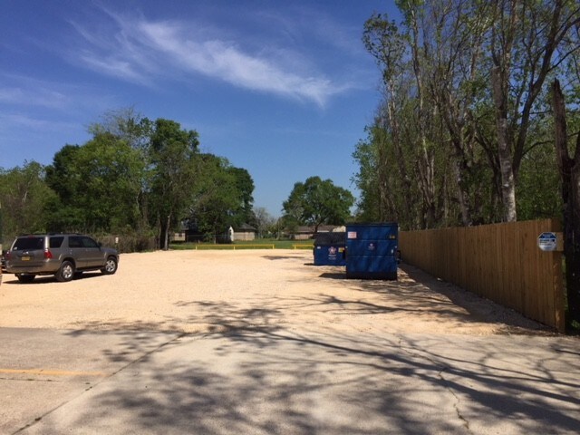 More Photos Of 1930 W Cardinal Dr, Beaumont Warehouse For Lease