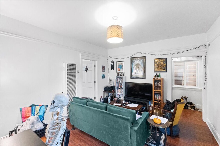 More Photos Of 2835 Anza St, San Francisco Apartments For Sale