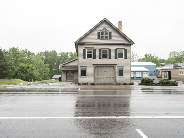 More Photos Of 35 Main St, Scottsville Office For Sale
