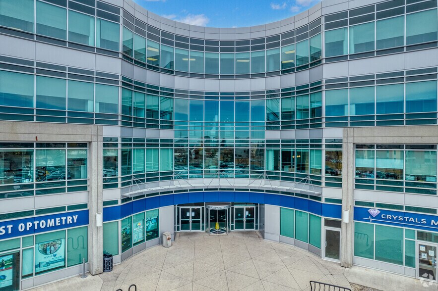 More Photos Of 23 Sunpark Dr SE, Calgary Office For Lease