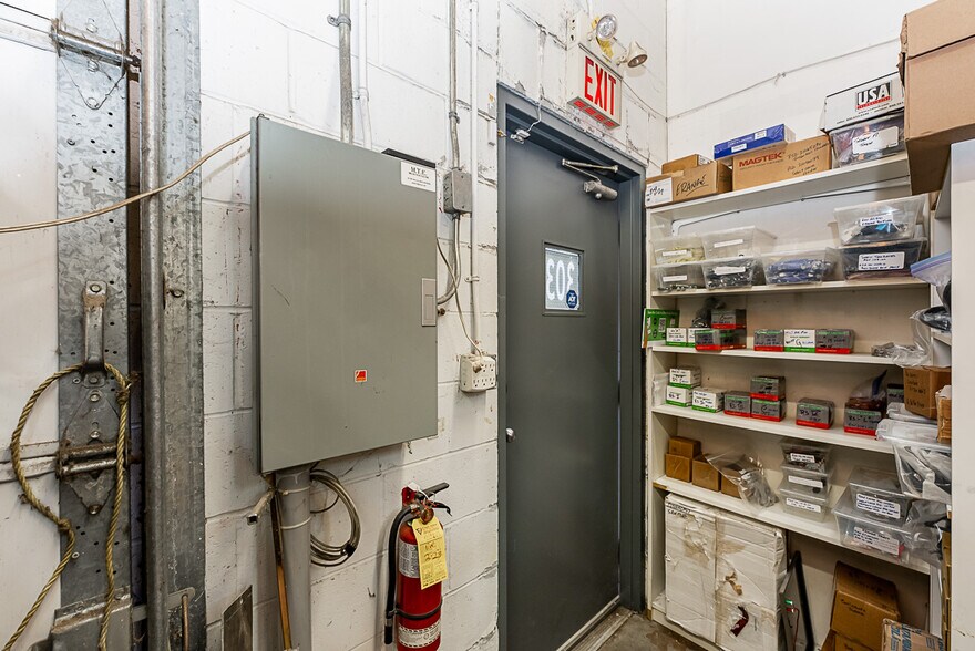 More Photos Of 19736 98th Ave, Langley Twp Warehouse For Sale