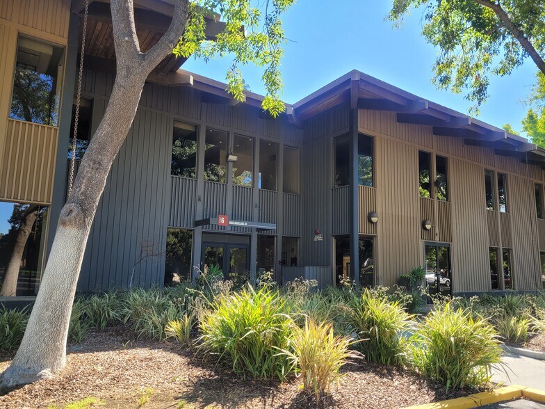 More Photos Of 2835 Mitchell Dr, Walnut Creek Unknown For Lease