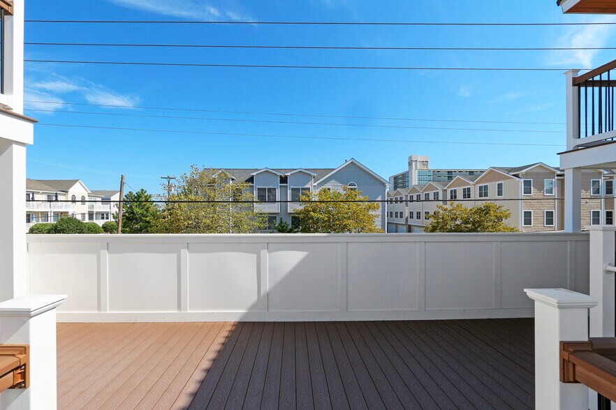 More Photos Of 5100 Atlantic Ave, Wildwood Hotel For Sale