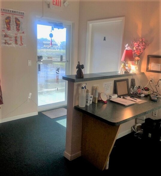 More Photos Of 15437 S US Highway 441, Summerfield Medical For Lease