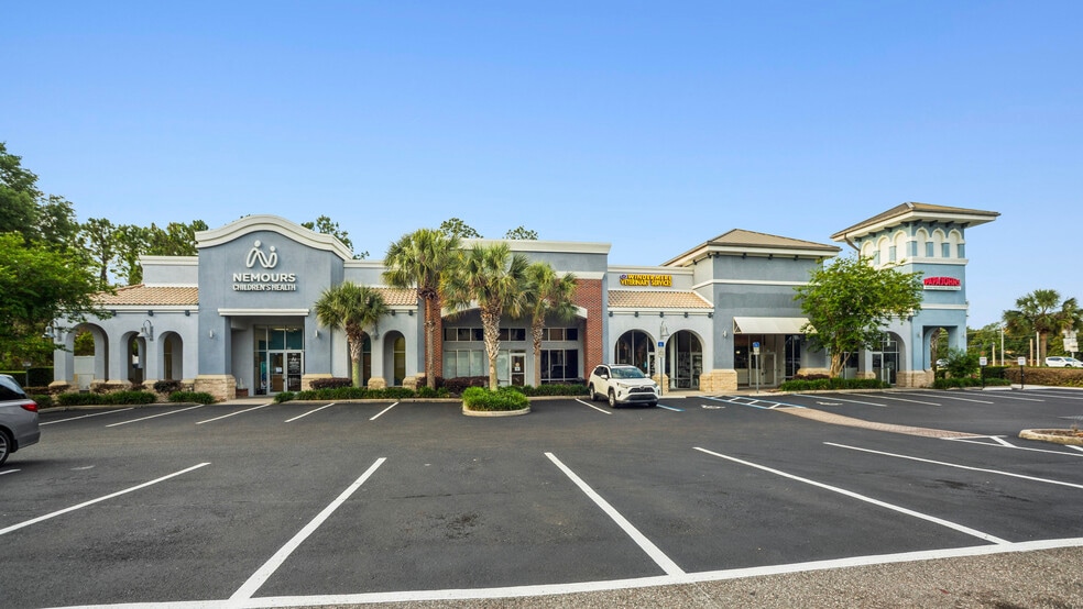 More Photos Of 7315 Winter Garden Vineland Rd, Windermere Unknown For Lease
