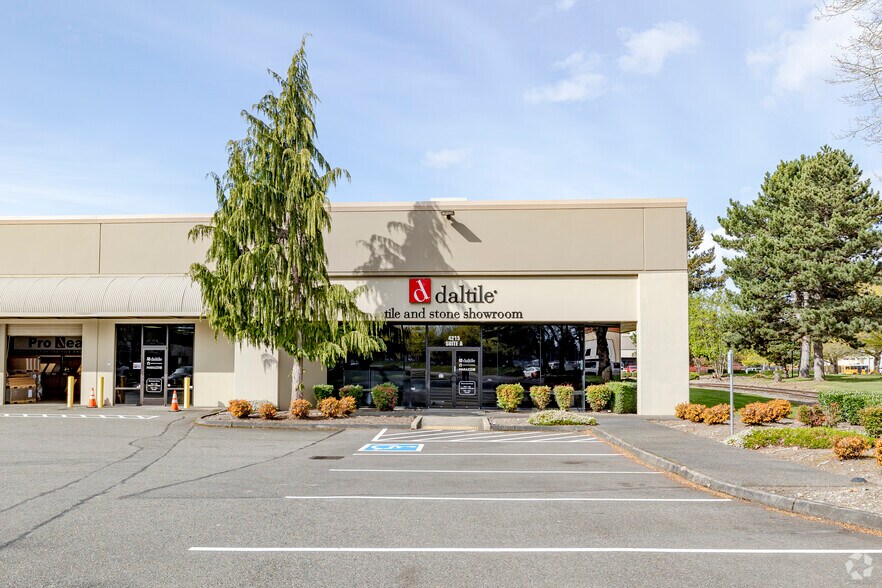 More Photos Of 4215 95th St SW, Lakewood Warehouse For Lease