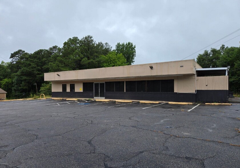 More Photos Of 1522 W Wall St, Wadesboro Freestanding For Sale