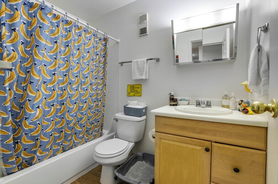 More Photos Of 3201 Riverside Dr, Idaho Springs Apartments For Sale