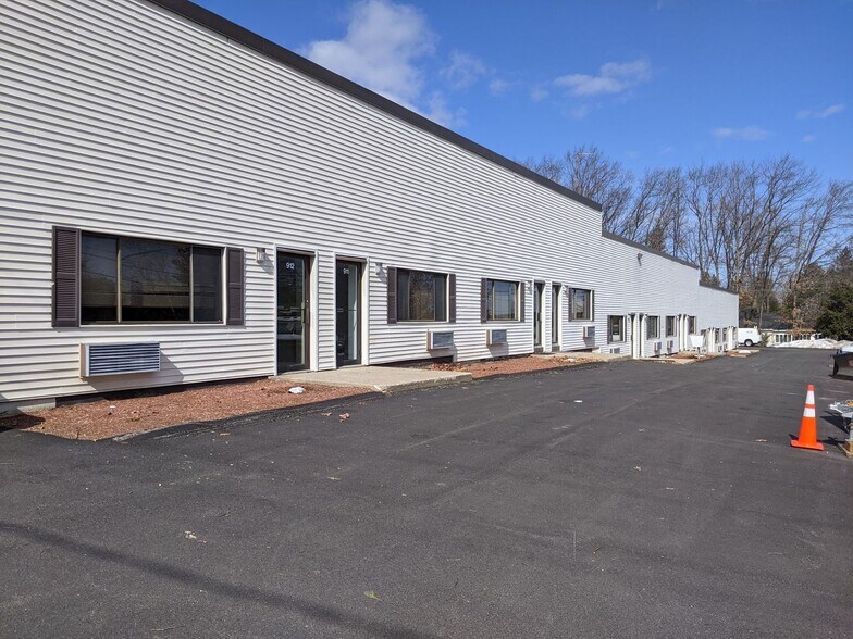 Primary Photo Of 901-912 Columbia Cir, Merrimack Industrial For Lease