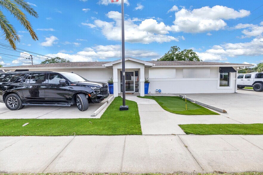 More Photos Of 5500 Central Ave, Saint Petersburg Office Residential For Sale