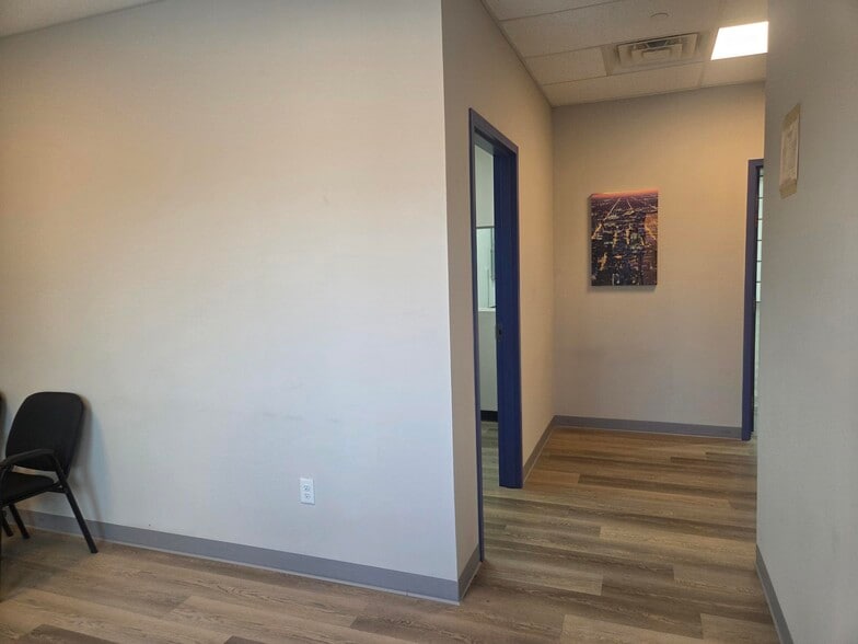 More Photos Of 3275 North McDonald Street, McKinney Distribution For Lease