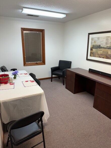 More Photos Of 6496 Quail Run Dr, Pelham Office For Sale
