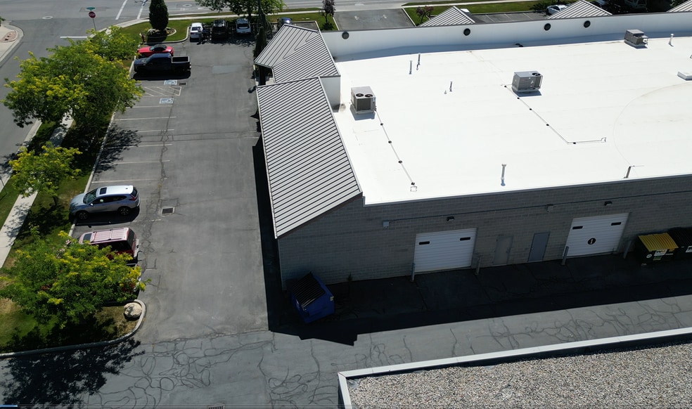 More Photos Of 3530-3560 S Main St, Salt Lake City Showroom For Lease