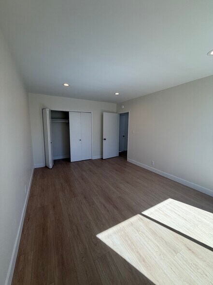 More Photos Of 623 Orange Grove Ave, Glendale Apartments For Sale