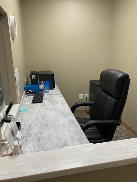 More Photos Of 799 Bloomfield Ave, Verona Medical For Lease