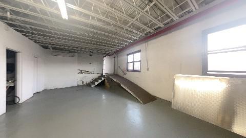 More Photos Of 222-224 Washington St, Mount Vernon Warehouse For Sale