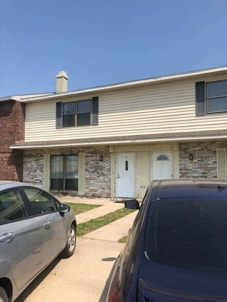 More Photos Of 802 W Wakefield Ave, Sikeston Apartments For Sale