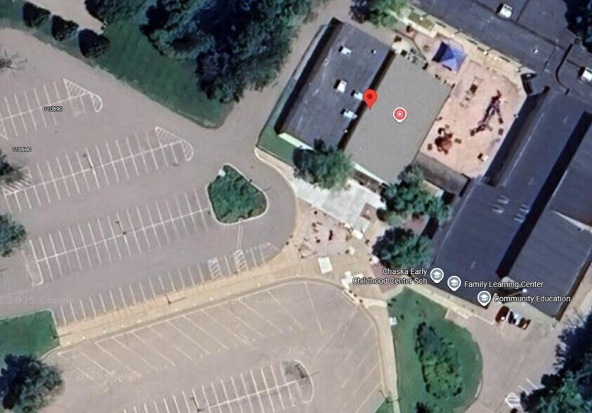 More Photos Of 110650 Village Rd, Chaska General Retail For Sale