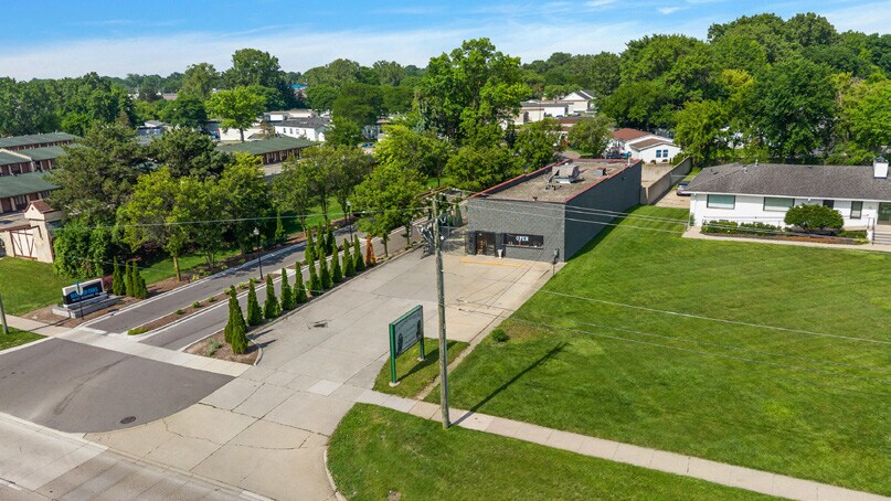 More Photos Of 26201 Dequindre Rd, Madison Heights Convenience Store For Sale