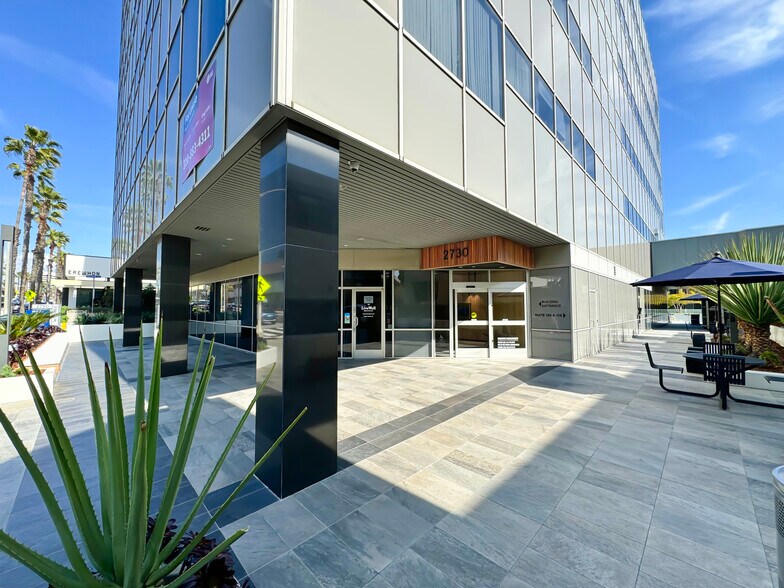 More Photos Of 2730 Wilshire Blvd, Santa Monica Medical For Lease