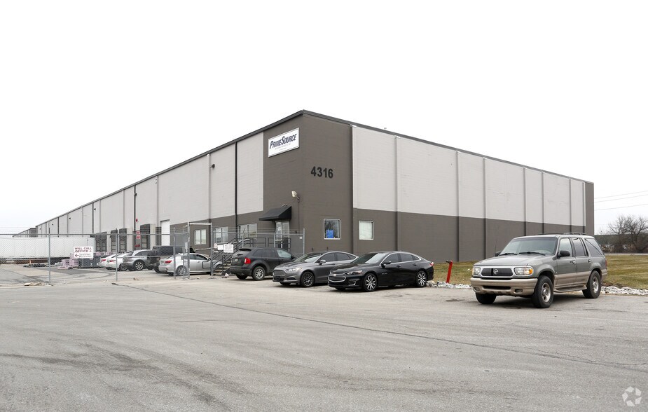 Primary Photo Of 4316 W Minnesota St, Indianapolis Manufacturing For Lease
