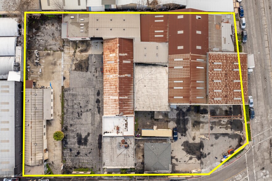 More Photos Of 2772-2820 Norton Ave, Lynwood Manufacturing For Lease